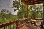 3 Peaks - Treehouse Outdoor Seating